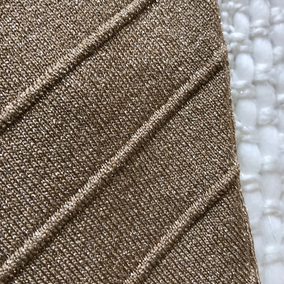 朗Sexy Bebe Gold Glitter dress Show-Stopper! - Picture 2 of 4